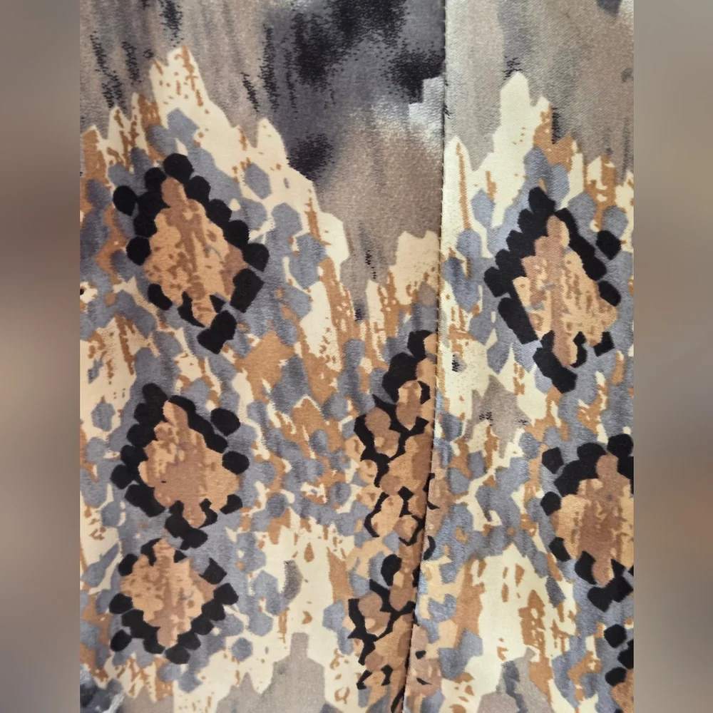 Madison Paige Blouse Size L New With Tags Snake Print - Picture 4 of 8